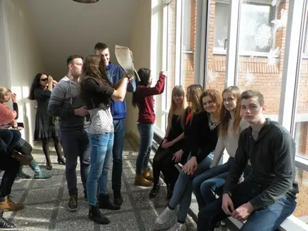 „JJG Protų kovos“ + projektai + Saulės užtemimas = Žemės diena!